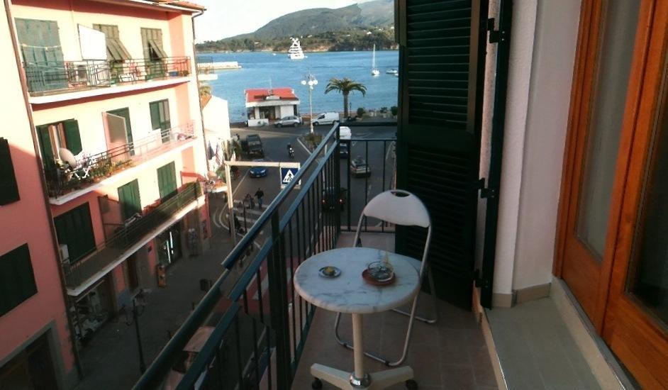 Affittacamere Vista Mare Porto Azzurro Quarto foto